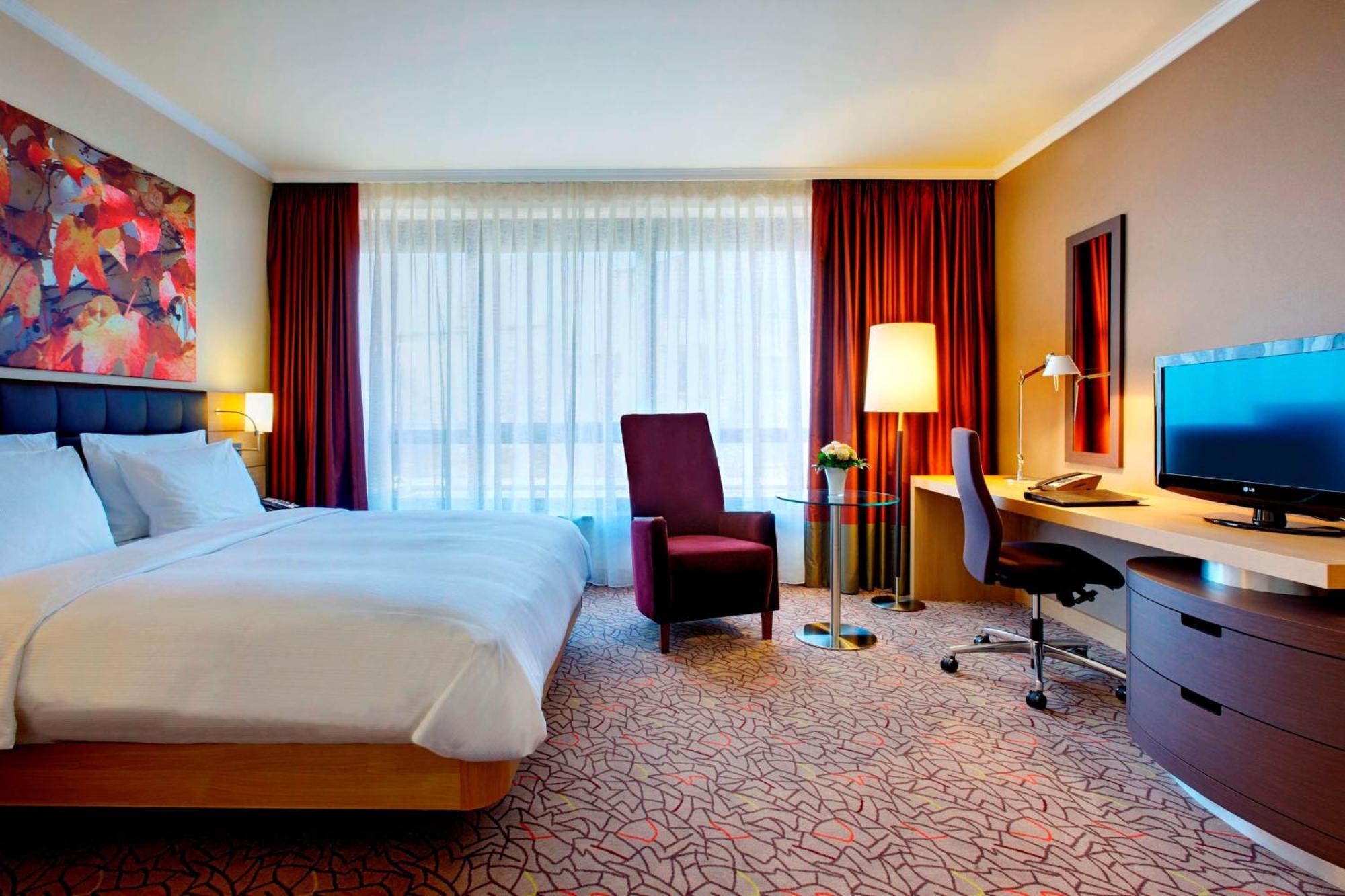 Hilton Hotel 5*