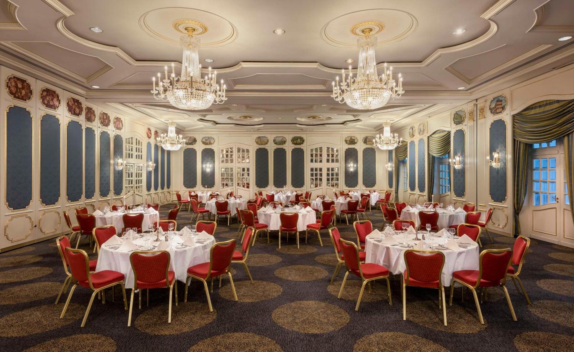 Отель Hilton